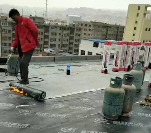 �m�ݷ�ˮ��˾